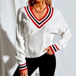 Shoulder stripped pattern sweater